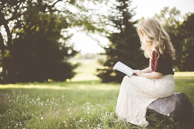 Recommended Popular Books for Teenage Girls Recommended Popular Books for Teenage Girls